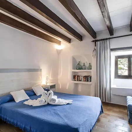 Blue Fisherman House 3 *